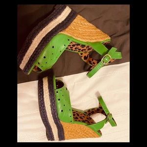 Jessica Simpson Wedges